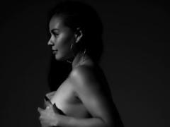 ArielleWilde - female with black hair webcam at LiveJasmin