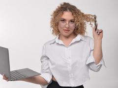 ArishkaLulu - blond female with  big tits webcam at LiveJasmin