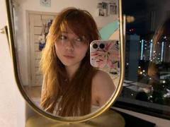 ArlenaStinnett - female with red hair webcam at xLoveCam