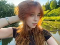 ArlenaStinnett - female with red hair webcam at xLoveCam
