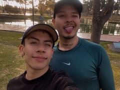 AronJames - male webcam at xLoveCam