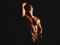 AronWolff - male webcam at xLoveCam