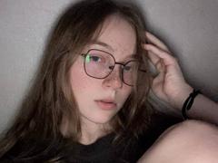 ArrinaWair - blond female webcam at xLoveCam