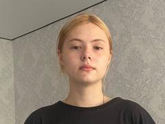 ArtieScolnik - blond female webcam at xLoveCam