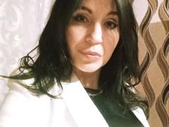 AryCoren - female with black hair webcam at xLoveCam