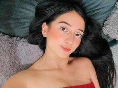 AryaJuls - female with brown hair webcam at xLoveCam