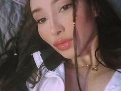 AryyaS from xLoveCam