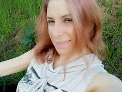 ASexyLady - blond female with  small tits webcam at xLoveCam