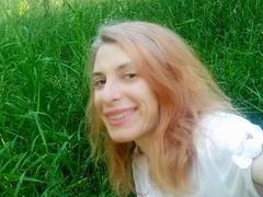 ASexyLady - blond female with  small tits webcam at xLoveCam