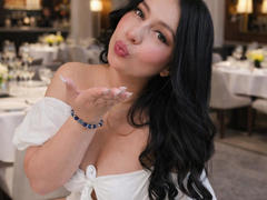 AshleiyPrinces - female with black hair and  big tits webcam at xLoveCam