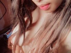 AshleyJoh - female webcam at xLoveCam