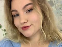 AshleyJonse - blond female webcam at xLoveCam
