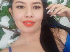 AshleyKatelyn - female webcam at xLoveCam