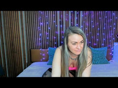 AshleyNova from xLoveCam
