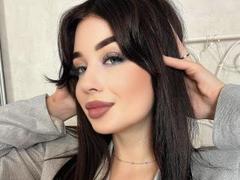 AlisiyaGrey - female with brown hair webcam at LiveJasmin