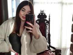 AlisiyaGrey - female with brown hair webcam at LiveJasmin