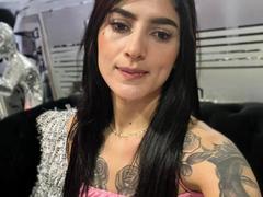 Ashley_Scott - female with black hair webcam at ImLive