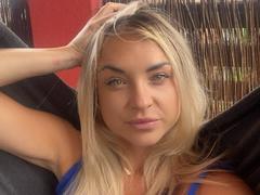 AshleySensual - blond female with  small tits webcam at xLoveCam