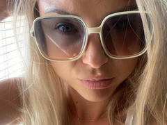 AshleySensual - blond female with  small tits webcam at xLoveCam