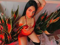 AshleySweetty - female with black hair and  big tits webcam at xLoveCam