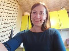 AshleyXHoney - blond female with  small tits webcam at xLoveCam