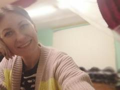 AshleyXHoney - blond female with  small tits webcam at xLoveCam