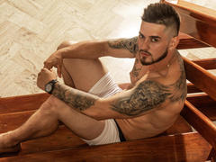 AshtonMuller - male webcam at xLoveCam