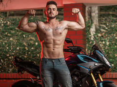 AshtonMuller - male webcam at xLoveCam