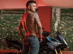 AshtonMuller - male webcam at xLoveCam