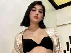 AsianBigCum - shemale with black hair and  small tits webcam at xLoveCam