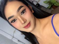 AsianHugeCockxX - shemale webcam at xLoveCam