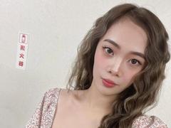 AsianSexManiac-hot - female with black hair webcam at xLoveCam