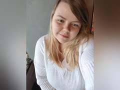 AsmiTKeyn - female with brown hair and  big tits webcam at xLoveCam