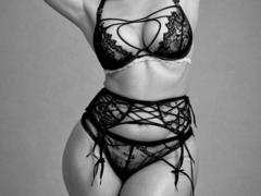 AssiaS - blond female with  big tits webcam at xLoveCam