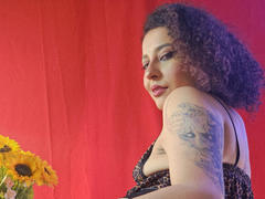 AstraVoss - female with black hair webcam at xLoveCam