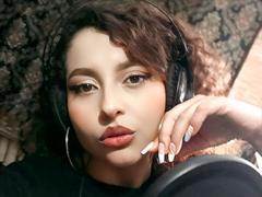 AstraVoss - female with black hair webcam at xLoveCam