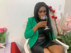 CiaraDaviss - female with black hair and  big tits webcam at LiveJasmin