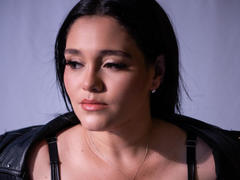 AstridWilliams - female with brown hair and  big tits webcam at xLoveCam