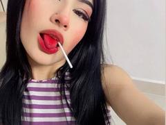 AsunaDilucas - female with black hair and  big tits webcam at LiveJasmin