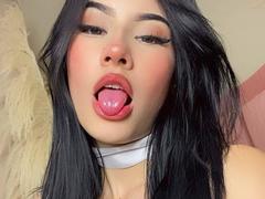 AsunaDilucas - female with black hair and  big tits webcam at LiveJasmin