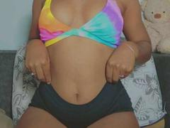 Asy - female webcam at xLoveCam