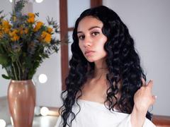 AsyaDubois - female with black hair webcam at LiveJasmin