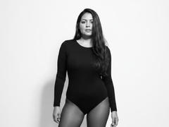 AthenaTheas from xLoveCam