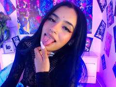 LauuHentai - female with black hair and  big tits webcam at xLoveCam