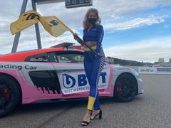 Atomblondy-hot - blond female webcam at xLoveCam