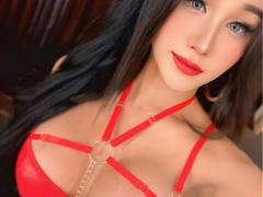 AubreyHadid - shemale with black hair webcam at LiveJasmin
