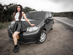 MiaHardt - female with brown hair webcam at LiveJasmin