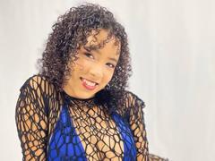 AuraTeam - female with brown hair webcam at xLoveCam