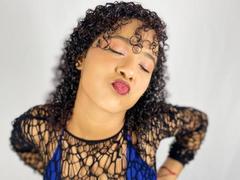 AuraTeam - female with brown hair webcam at xLoveCam