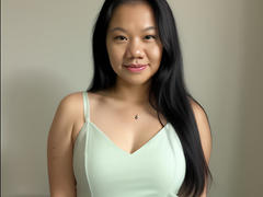 AuroraMaze - female with black hair and  big tits webcam at xLoveCam